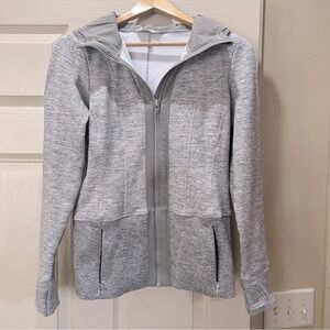 Athleta Fitted Victory Hoodie Size XS Grey Heather Workout Jacket Sweats…